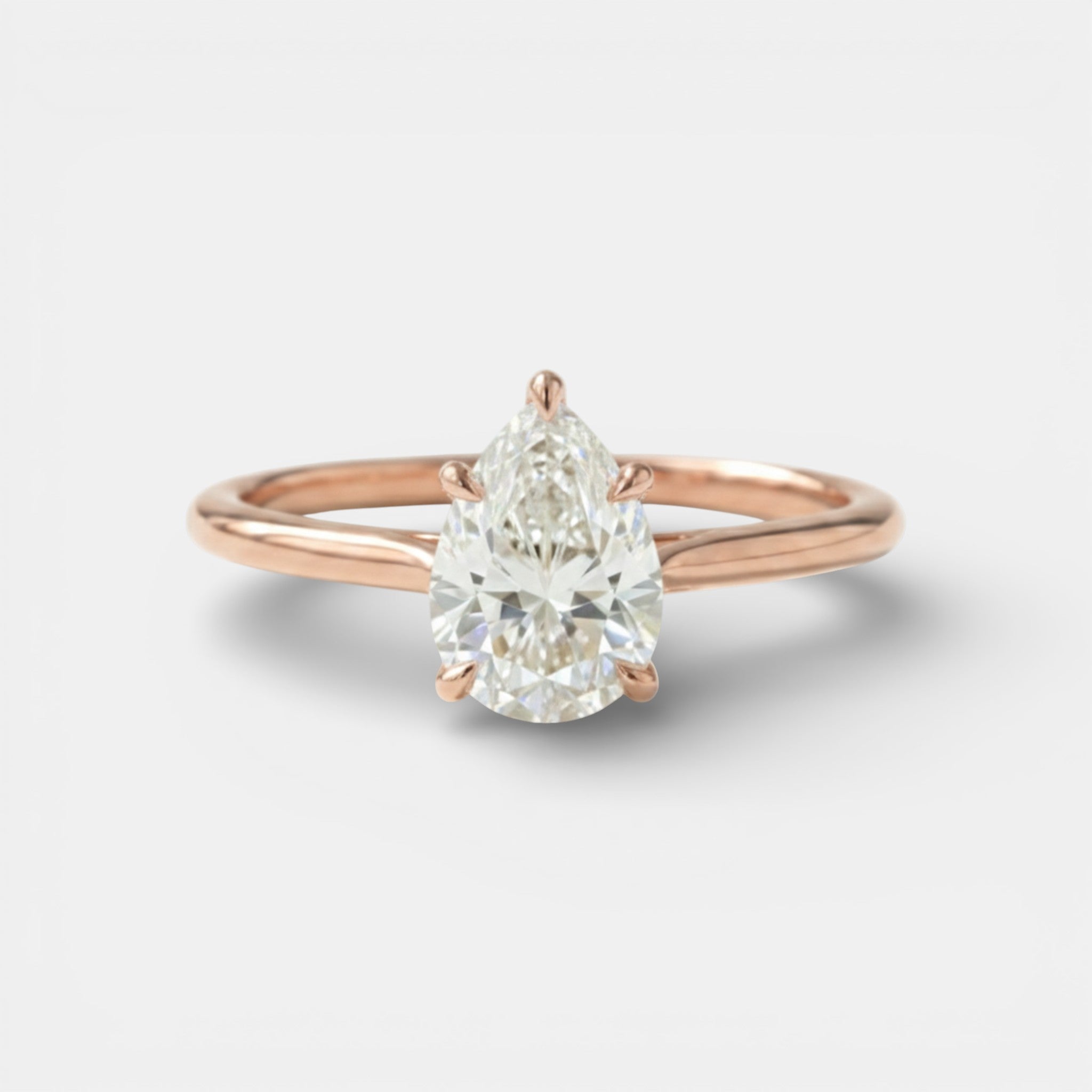 the LUNA Ring - 4 prong