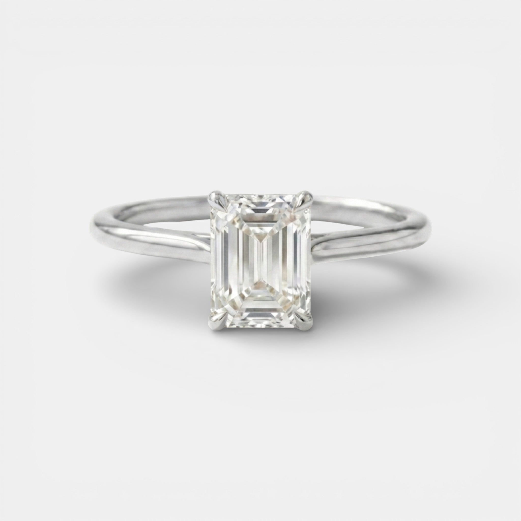 the LUNA Ring - 4 prong