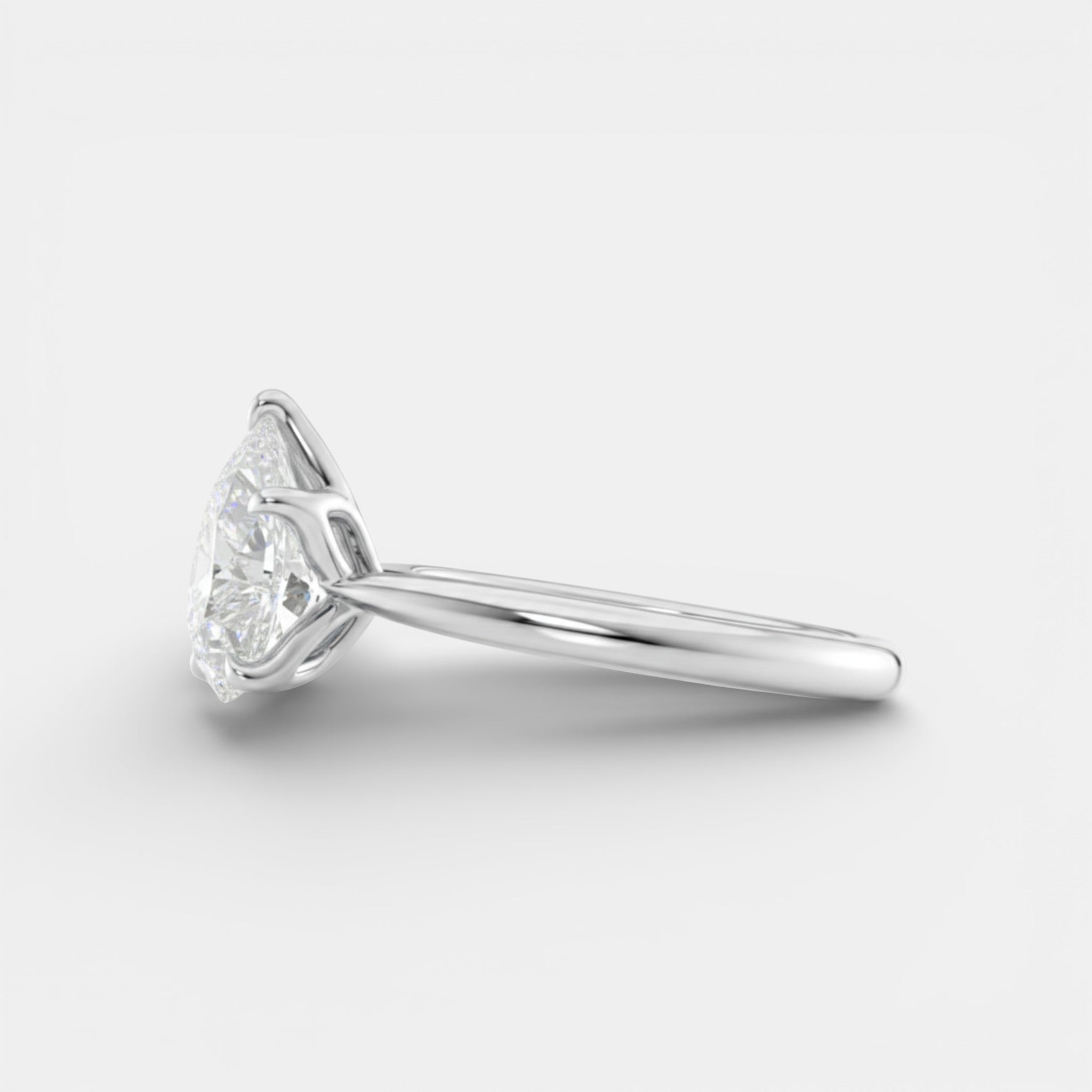 the LUNA Ring - 4 prong