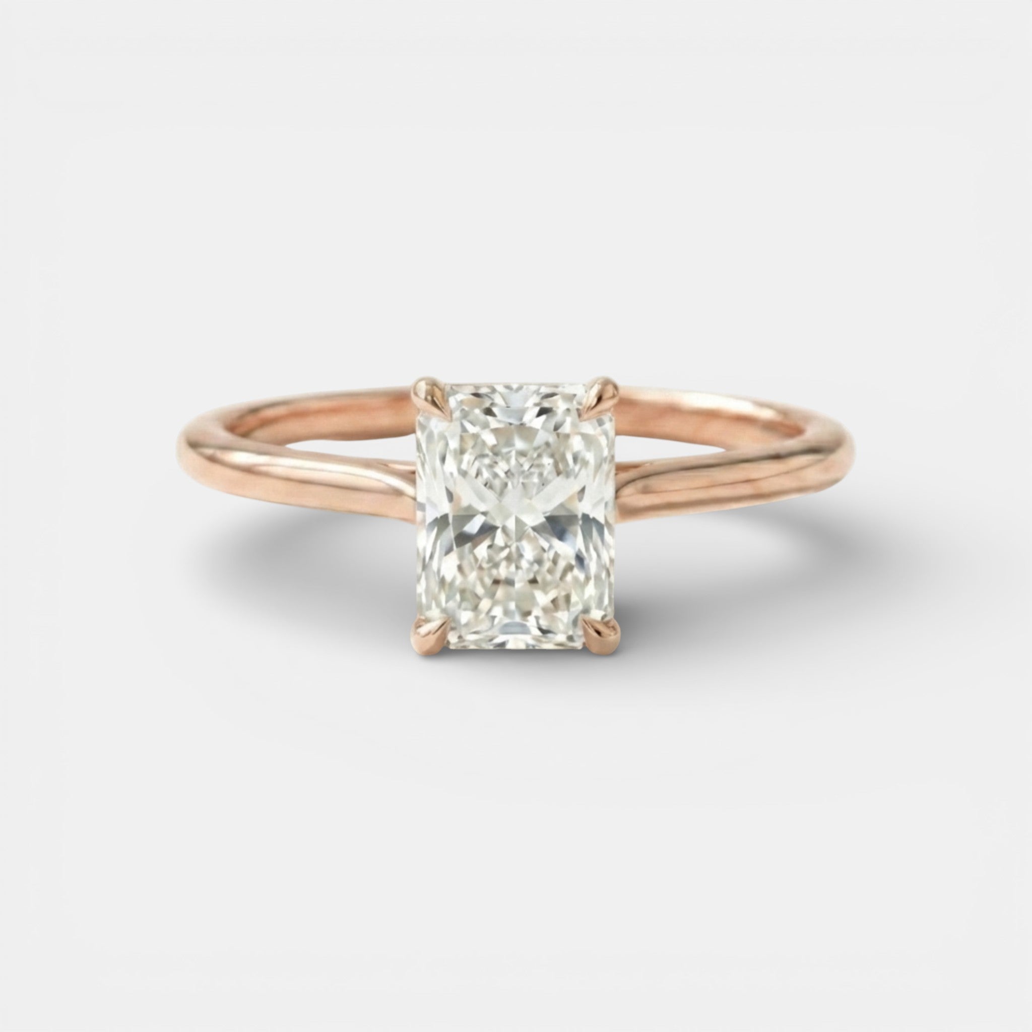 the LUNA Ring - 4 prong